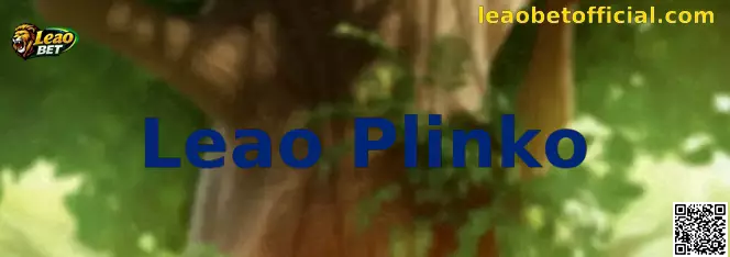 Representação visual do tabuleiro piramidal do Leao Plinko, com pinos, esferas e áreas de resultado
